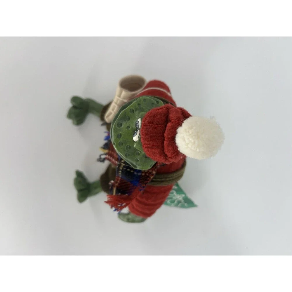 Russ Berrie Blade Frog Christmas Country Folk Shelf Sitter Winter Ice Skate Tag